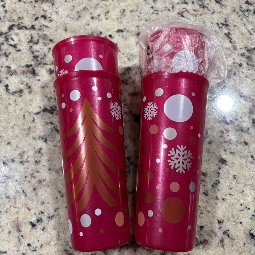 Tupperware 4 Tall/Slim Holiday Cups